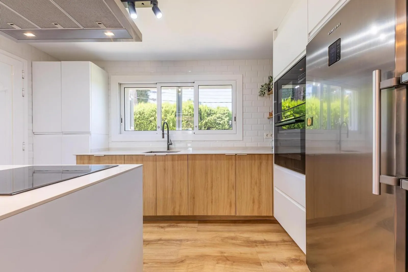 Chic Villa With Pool & Near Beach El Carrer del Canonge