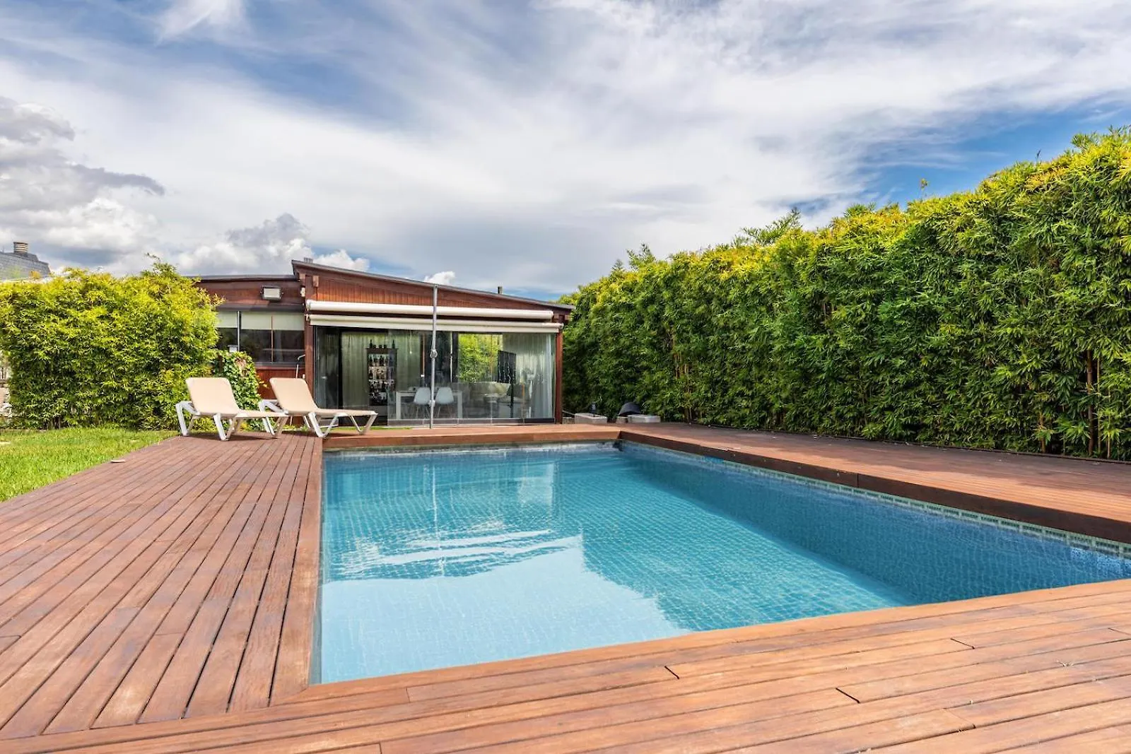 Chic Villa With Pool & Near Beach El Carrer del Canonge